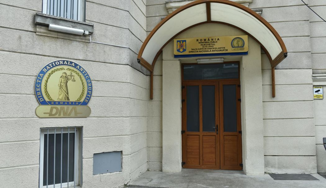Arhitecta șefă a orașului Năvodari, trimisă în judecată de procurorii DNA