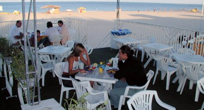 Restaurantele și terasele din Mamaia sunt în criză de clienți - 479f751686a3b7f1783994dd56619558.jpg