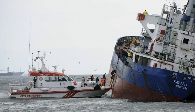 481 de accidente navale și 30 de nave scufundate, în ultimele trei luni - 481deaccidentenavale-1486117622.jpg