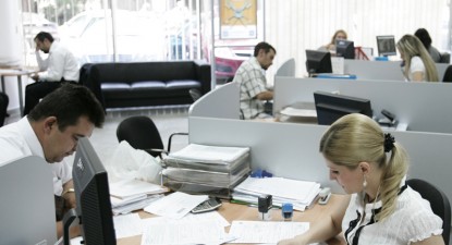 Bugetarii ar trebui să se ferească de credite bancare - 491bf9a4259930aa7a779d25dae4fb09.jpg