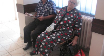 Avertisment pentru asistenta-șefă care a trimis o pacientă acasă cu autobuzul, după o operație grea - 4ae37d4f2d2dcd1f1083dc9fb9134ddc.jpg