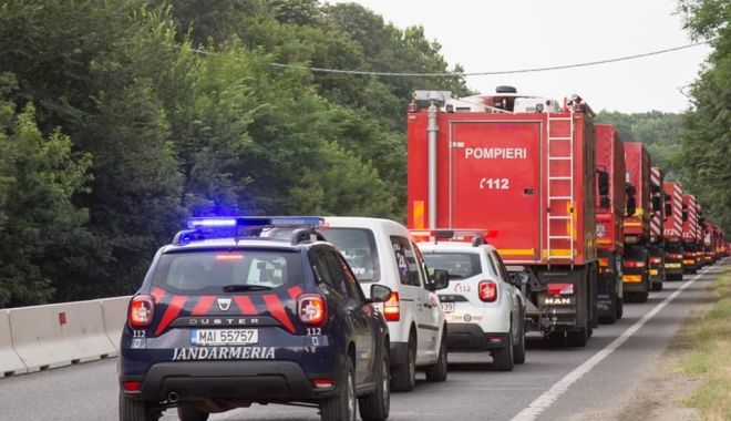 Pompierii români care au plecat să ajute la stingerea incendiilor din Grecia au ajuns la Atena - 4b43b566123901cd8c-1628405767.jpg