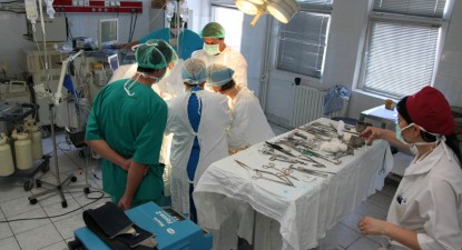 Cinci copii fără organe genitale, operați, la Constanța, de specialiști din Germania și Austria - 4da9d3f6c8c9a4f46394dae6a353c67a.jpg