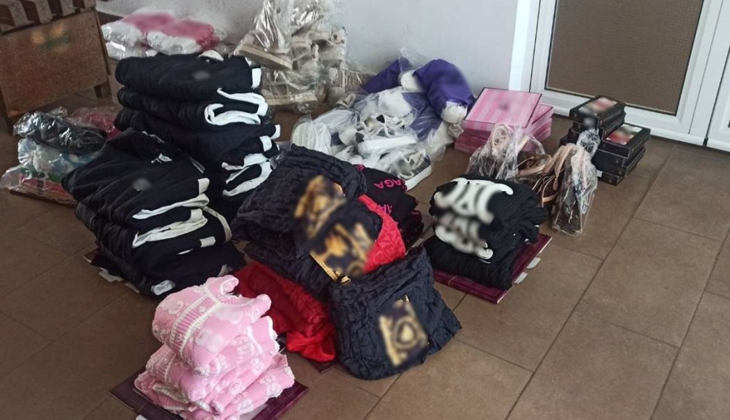 Bulgar prins când transporta marfă contrafăcută, la Mangalia - 4e2ba0b0ff86427d9ae1aca34c5e55de-1764078705.jpg
