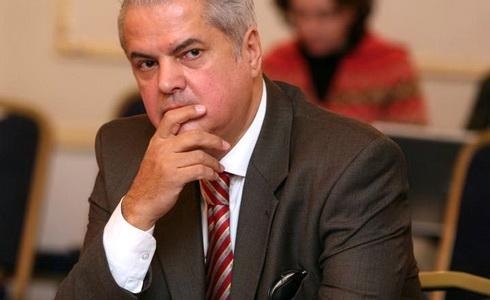 Năstase propune Guvernului Ponta să introducă taxa pe pâine - 4fe2d2c3ddcb2-1360932060.jpg