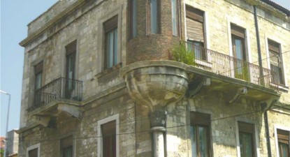 Casa Alleon, clădirea care înfruntă marea prin expresivitate - 4ff72fd52fa01fecdc4505b5fb5718c9.jpg