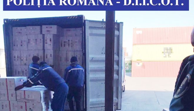 CAPTURĂ în PORT! MILIOANE DE ȚIGARETE DE CONTRABANDĂ, confiscate de polițiști! - 4maiagigeatigari-1588587453.jpg