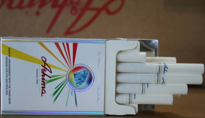 Țigări de contrabandă, confiscate la Vama Veche - 4maitigarivamaveche-1430741559.jpg