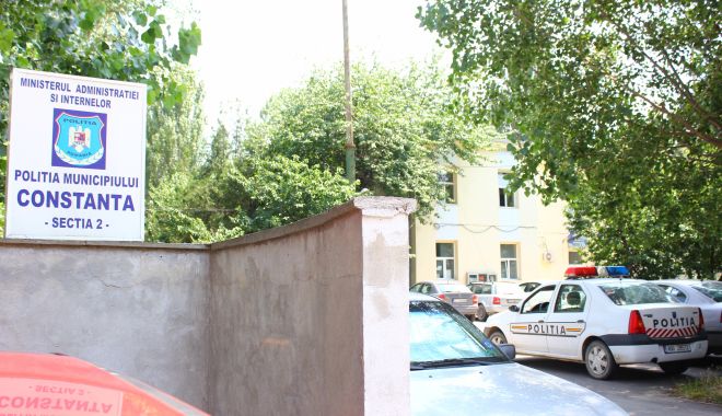 Anchetă la Secția 2 Poliție, după ce opt olimpici au fost amendați pentru că se jucau în curtea școlii! - 4octminoricurteascolii-1601804216.jpg