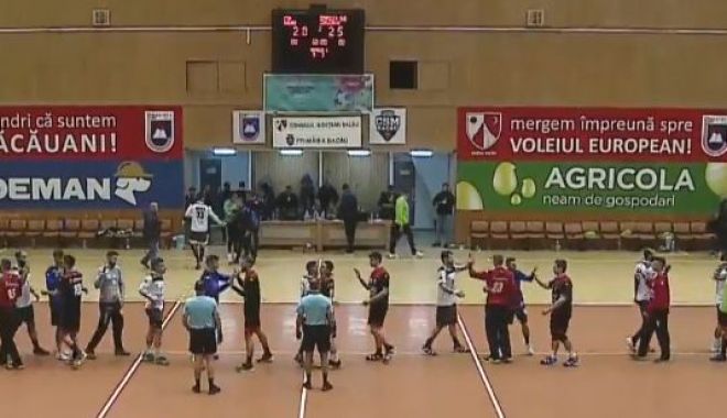 Handbal / HC Dobrogea Sud, victorie în deplasare, cu CSM Bacău - 5-1574965497.jpg