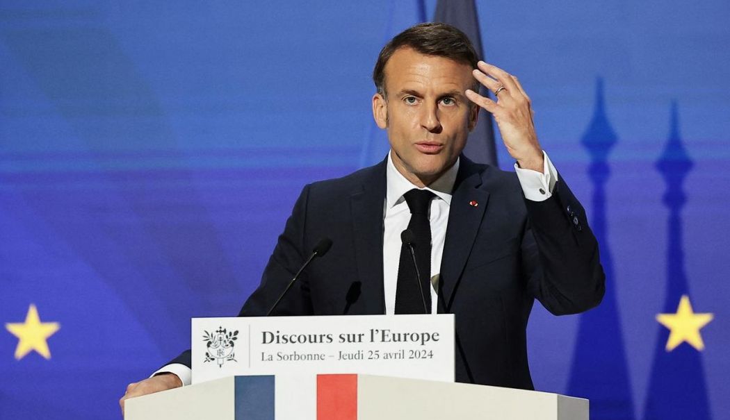 Sondaj: Aproape două treimi dintre francezi doresc demisia preşedintelui Macron - 5-1757060818.jpg