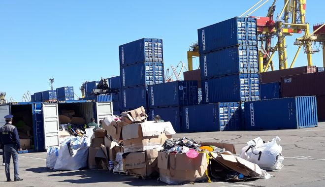500 tone de deșeuri din Marea Britanie, oprite la poarta maritimă a României - 500tonededeseuridinmareabritanie-1584033962.jpg