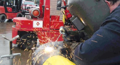 Turiști mai puțini, producție industrială mai mică, șomeri mai mulți = economia județului - 511031975b91c93ec814aba3e405a6a3.jpg