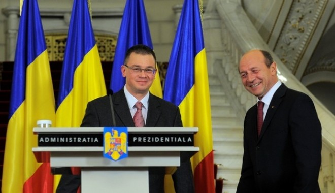 Membrii noului guvern depun jurământul la ora 18 - 5196505mediafaxfotorazvanchirita-1328795810.jpg