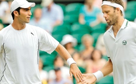 Tenis / Horia Tecău, în sferturile probei de dublu la Washington - 519tecau-1312274086.jpg