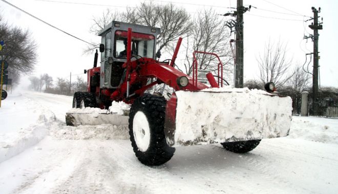 CONSTANȚA SE PREGĂTEȘTE DE IARNĂ! Mașini noi pentru deszăpezire - 51addf3fd9c71e71fc830369a75f653a-1535025009.jpg