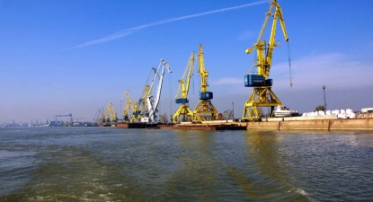 Traficul de mărfuri în porturile dunărene a scăzut cu 40% - 51bca796967af456b315d40f7e4ece32.jpg
