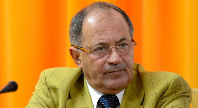 Guvernul s-ar putea confrunta cu un boicot al parlamentarilor - 51f8f92167-1375322550.jpg