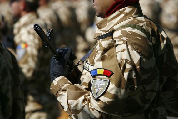 Un militar de la baza militara Mihail Kogălniceanu s-a sinucis din dragoste - 523fd48395f9cfb60e000000-1447074490.jpg