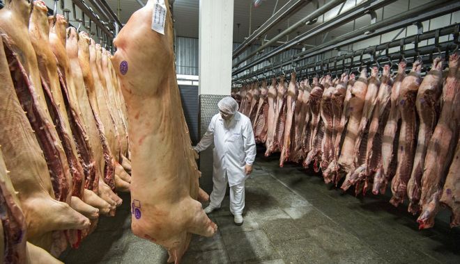 De sărbători, carnea din magazine va fi din import în proporţie de 80% - 5285362022307619551920x080009f38-1638345728.jpg