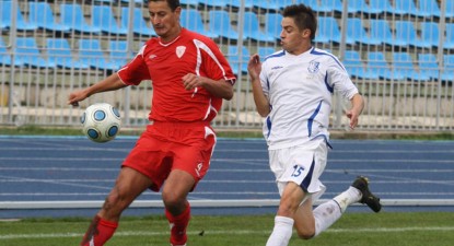 FC Farul a răpus Balauru (galerie foto) - 52daa17a306006563a5361c316f87c7b.jpg