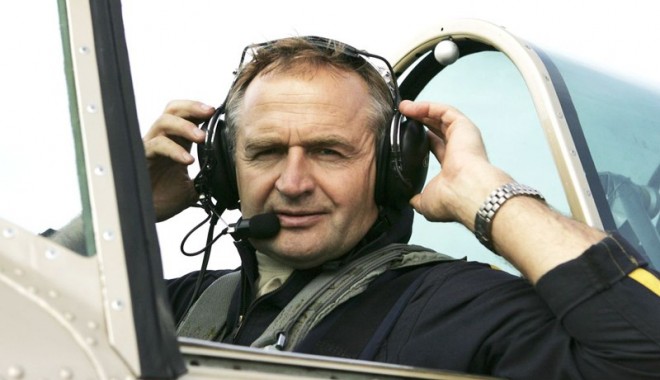 Jurgis Kairys a aterizat forțat cu avionul în Marea Egee. Pilotul a participat la Aeromania - 52ff1493cb73d22e154a4bb87912a3f6-1411723491.jpg