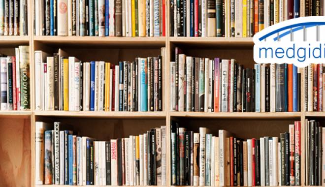 Alfabetizare digitală la o bibliotecă din Medgidia - 530355322761357828529148529820n-1425991321.jpg