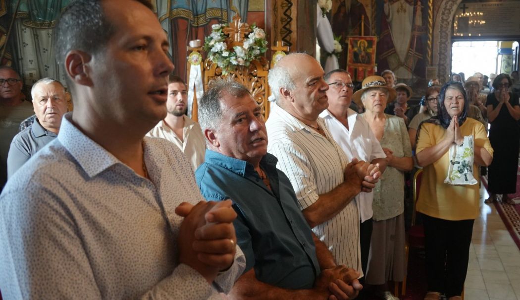 Credincioșii din Cumpăna au sărbătorit Hramul Bisericii „Adormirea Maicii Domnului” - 53261818916802904862448784696707-1755275906.jpg