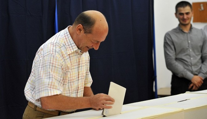 Traian Băsescu: 