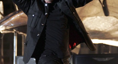 U2 susține un concert gratuit la Berlin - 535ce4910ea090891dcd3608e58666b0.jpg
