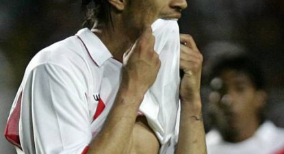 Guerrero, suspendat de la Hamburger SV și amendat pentru că a lovit un suporter - 5396be5741460bfce80c38b4eb2eac41.jpg