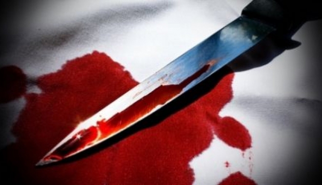 TENTATIVĂ DE OMOR. Bărbat înjunghiat de un hoț de buzunare într-un târg de mașini - 54575large05059100-1491201361.jpg