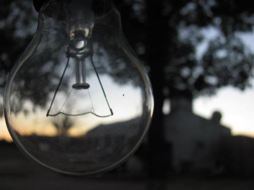 Lucrări ENEL/ Vezi aici unde este oprit curentul electric, astăzi - 54814343673389820351361727002nla-1343903397.jpg