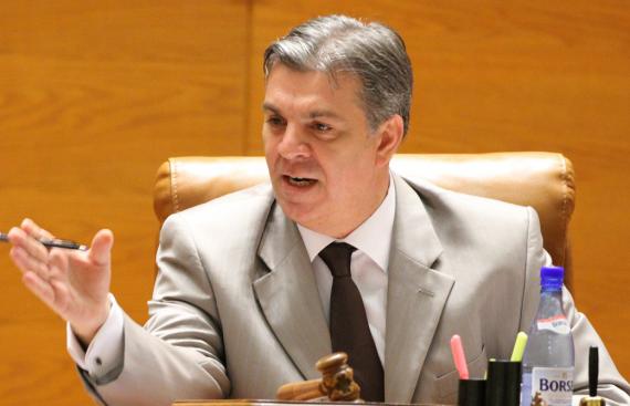 Veste proastă pentru Zgonea. Decizia care-l revocă fără vot în plen - 54c50b1e682ccf1c26f959ef-1462884740.jpg