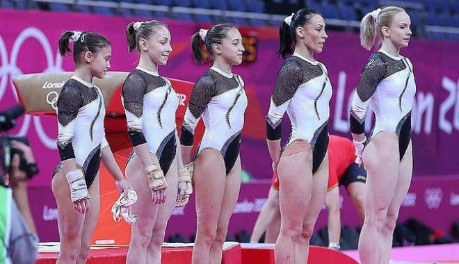 Jocurile Olimpice 2012: Medalie de bronz pentru gimnastele României - 551061371760889563516696337408n-1343808762.jpg