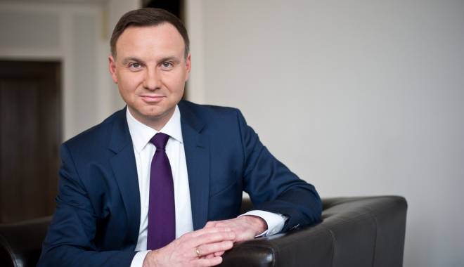 Cine este Andrzej Duda, surpriza alegerilor prezidențiale din Polonia - 5515359375385o-1431421627.jpg
