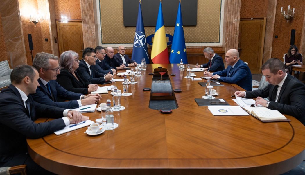 Ilie Bolojan, discuţii cu membrii Asociaţiei Producătorilor de Carne de Porc - 55735819711196637536512045842574-1759312942.jpg