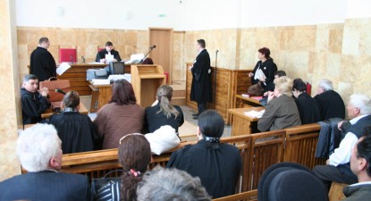 De opt ani, judecați și rejudecați pentru o tâlhărie - 566a3576c728361d7be105ed444122a1.jpg