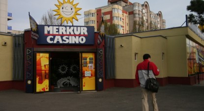 Jefuitorul de la Casino Merkur, condamnat la zece ani de pușcărie pentru că a tâlhărit o studentă - 566b971589b228d3b6e5af8123b3c1d4.jpg