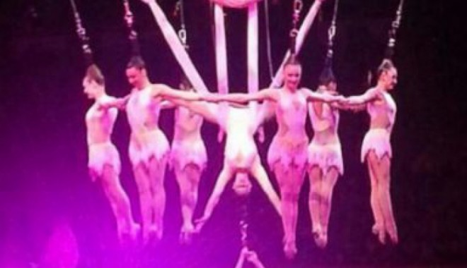 VIDEO. SCENE TERIFIANTE la un spectacol de circ: nouă acrobați au căzut de la înălțime - 56c52newsapcircushairhangingstun-1399280458.jpg