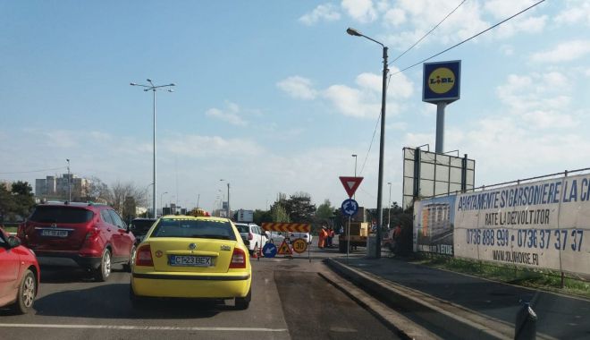 Șoferi, atenție! Trafic infernal, la intrare în Constanța - 57159905234388819566864825146636-1555656620.jpg