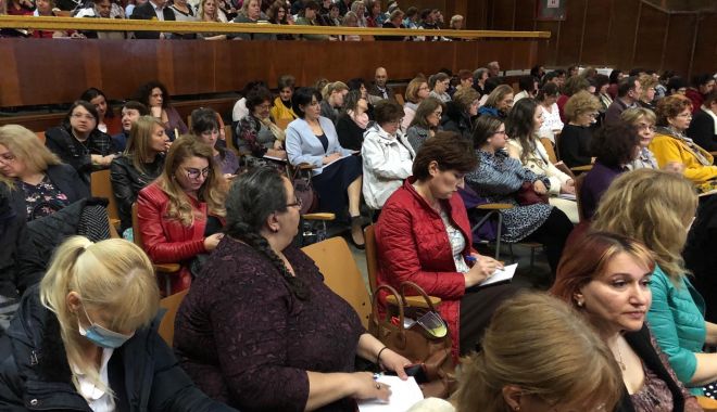 UPDATE - Soarta învățământului, dezbătută la Constanța, în aceste momente - 57221282583301875539446363207106-1555580233.jpg