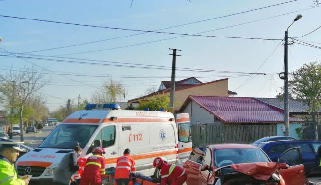 FOTO. Doi copii răniți într-un accident, la Constanța - 57459362788165088222012244610456-1555917333.jpg