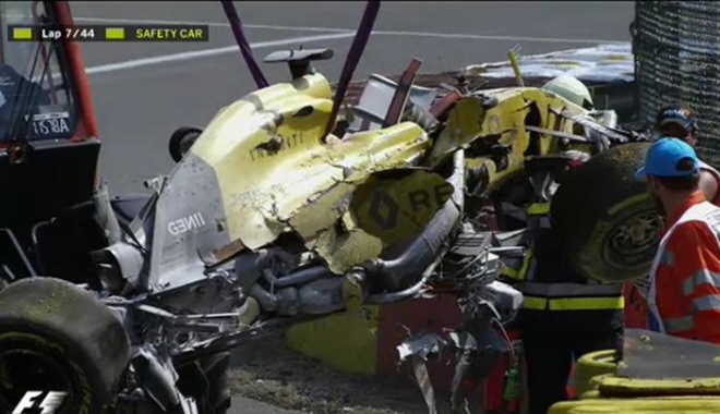 ACCIDENT TERIBIL / IMPACT NIMICITOR, DUPĂ CE A PIERDUT CONTROLUL - 57c2d6b195f9cfb43f4e4c4d-1472452992.jpg