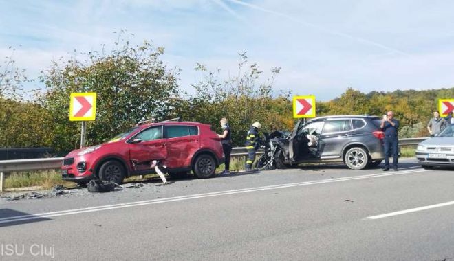 Accident cu patru maşini implicate! Cinci persoane duse la spital - 5814e868a4d74df387c4865d1bd6529f-1664622266.jpg