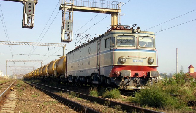 Se trece la Noul Mers al Trenurilor! Suplimentări pe rutele București Nord - Constanța, Galați - Constanța - 599a318840a9f0acba0e40c9f56bfc92-1386921300.jpg