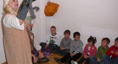 Teatrul de păpuși - o cale spre lumea micuților cu autism - 599e584e6863b183d3cbef223eeca74d.jpg