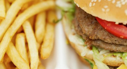 Taxa pe fast-food va provoca evaziune fiscală - 5abbed55c5a8e5217167564802a3c8ec.jpg
