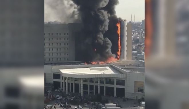 GALERIE FOTO-VIDEO / INCENDIU VIOLENT la unul dintre cele mai mari spitale din Istanbul. Mai multe etaje, în flăcări - 5ac6417efc7e938d788b4599-1522943077.jpg