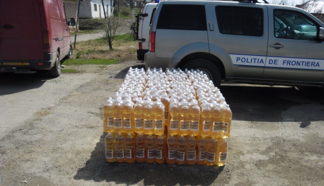 Garda de Coastă a confiscat aproape 1000 de litri de vin - 5aprilievinconfiscatgarda-1333624876.jpg